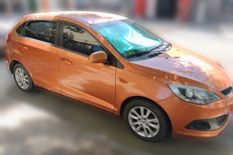 Used Chery Fengyun 2 2013 Hatchback 1.5L Manual Ruiyi Edition Front Right 45 Deg