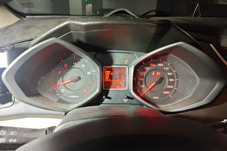 Used Chery Fengyun 2 2013 Hatchback 1.5L Manual Ruiyi Edition Instrument Cluster