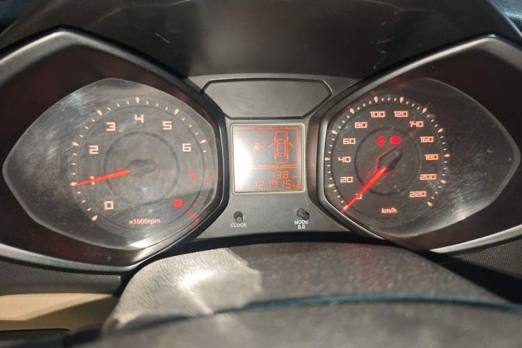 Used Chery Fengyun 2 2013 Hatchback 1.5L Manual Ruiyi Edition Instrument Cluster