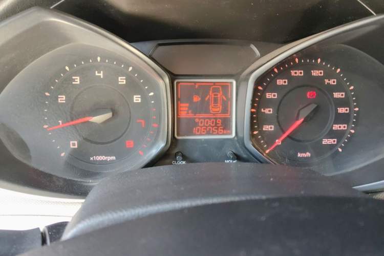 Used Chery Fengyun 2 2013 Hatchback 1.5L Manual Ruiyi Edition Instrument Cluster