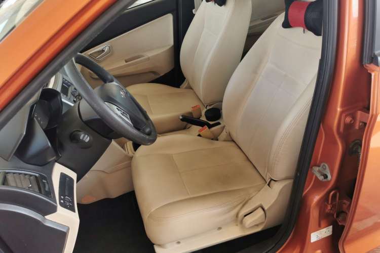Used Chery Fengyun 2 2013 Hatchback 1.5L Manual Ruiyi Edition Left Front Seat