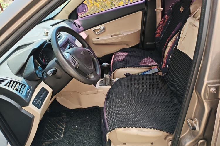 Used Chery Fengyun 2 2013 Hatchback 1.5L Manual Ruiyi Edition Left Front Seat