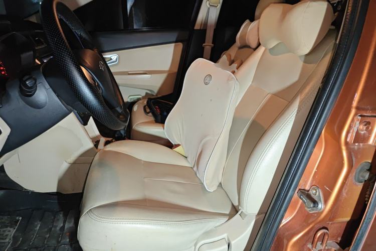 Used Chery Fengyun 2 2013 Hatchback 1.5L Manual Ruiyi Edition Left Front Seat