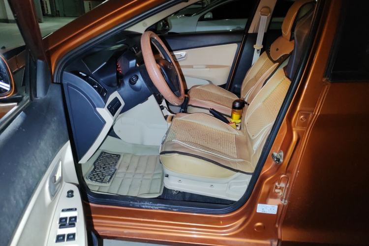 Used Chery Fengyun 2 2013 Hatchback 1.5L Manual Ruiyi Edition Left Front Seat