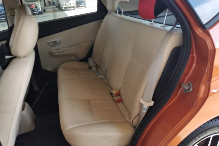 Used Chery Fengyun 2 2013 Hatchback 1.5L Manual Ruiyi Edition Left Rear Seat