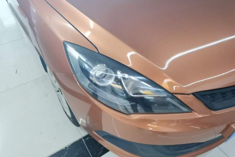Used Chery Fengyun 2 2013 Hatchback 1.5L Manual Ruiyi Edition Right Front Headlight