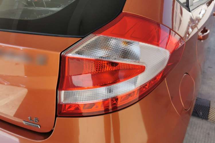 Used Chery Fengyun 2 2013 Hatchback 1.5L Manual Ruiyi Edition Right Rear Taillight