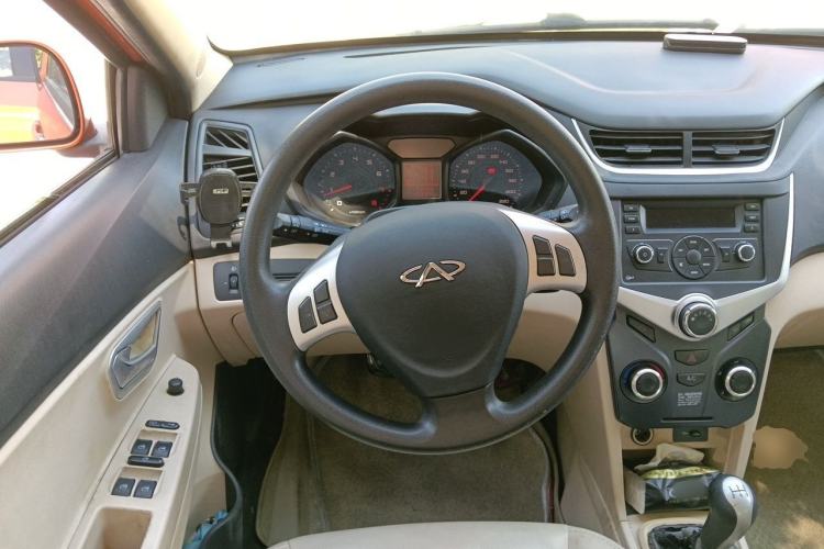 Used Chery Fengyun 2 2013 Hatchback 1.5L Manual Ruiyi Edition Steering Wheel