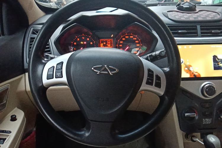 Used Chery Fengyun 2 2013 Hatchback 1.5L Manual Kuaiyi Edition Steering Wheel