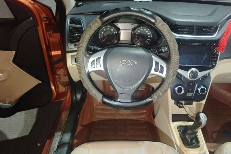 Used Chery Fengyun 2 2013 Hatchback 1.5L Manual Ruiyi Edition Steering Wheel