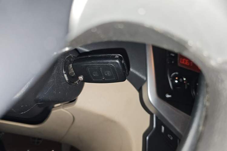 Used Chery Fengyun 2 2013 Hatchback 1.5L Manual Ruiyi Edition Vehicle Key