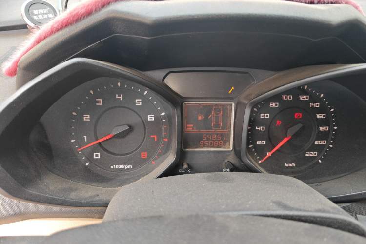 Used Chery Fengyun 2 2014 Hatchback 1.5L Manual New Youth Edition Instrument Cluster