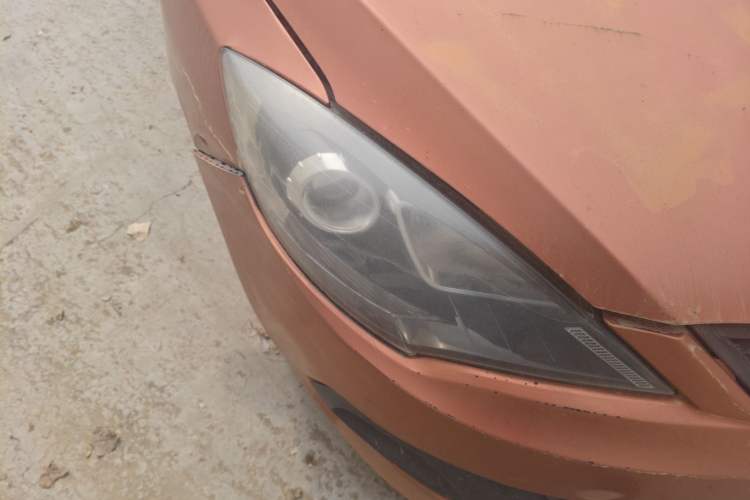 Used Chery Fengyun 2 2014 Hatchback 1.5L Manual New Youth Edition Right Front Headlight