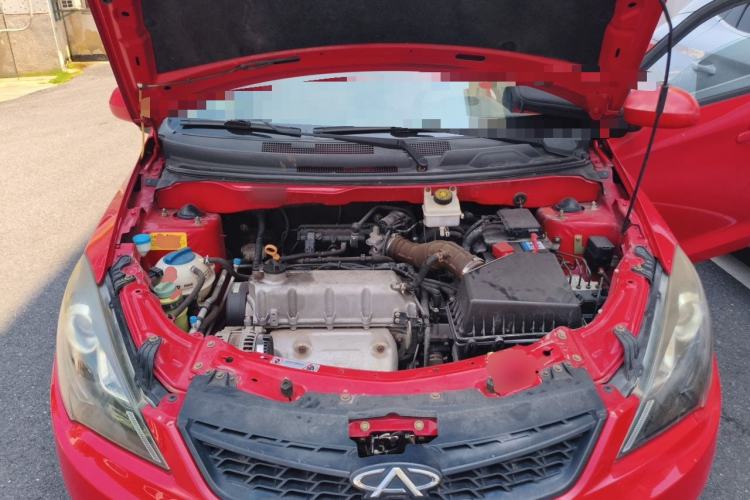Used Chery Fengyun 2 2014 Hatchback 1.5L Manual New Youth Edition Engine Bay
