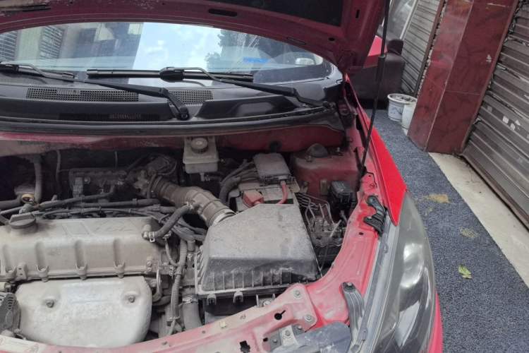 Used Chery Fengyun 2 2014 Hatchback 1.5L Manual New Youth Edition Engine Bay Left