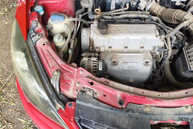 Used Chery Fengyun 2 2014 Hatchback 1.5L Manual New Youth Edition Engine Bay Right