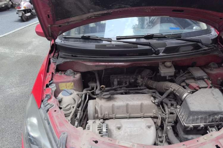 Used Chery Fengyun 2 2014 Hatchback 1.5L Manual New Youth Edition Engine Bay Right