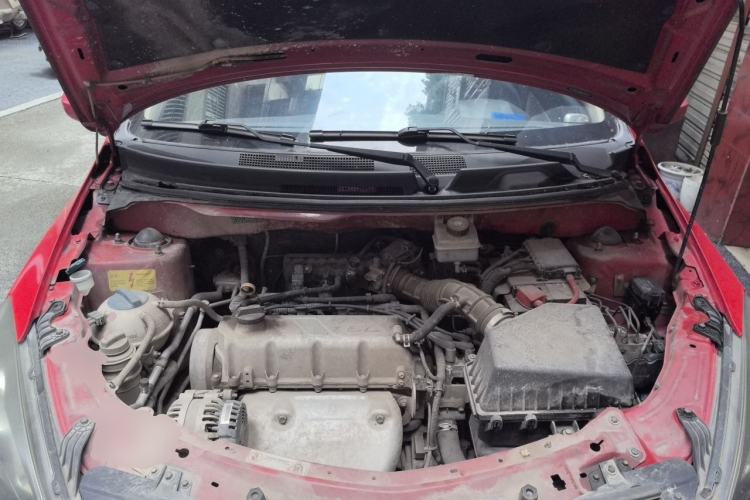 Used Chery Fengyun 2 2014 Hatchback 1.5L Manual New Youth Edition Engine Bay
