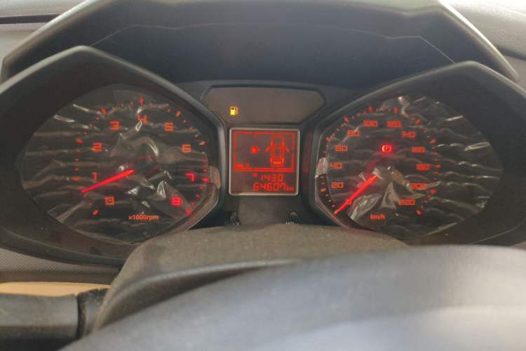 Used Chery Fengyun 2 2014 Hatchback 1.5L Manual New Youth Edition Instrument Cluster