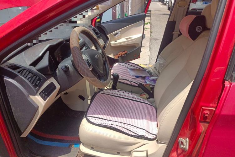 Used Chery Fengyun 2 2014 Hatchback 1.5L Manual New Youth Edition Left Front Seat