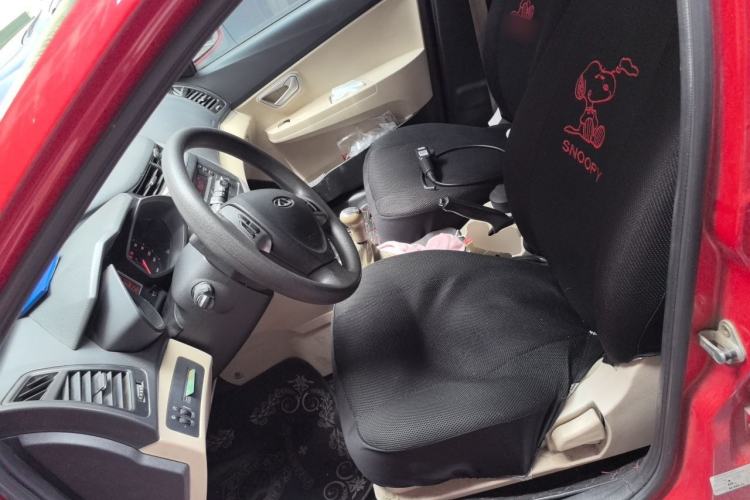 Used Chery Fengyun 2 2014 Hatchback 1.5L Manual New Youth Edition Left Front Seat