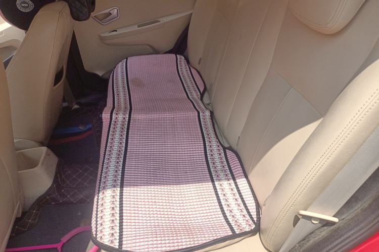 Used Chery Fengyun 2 2014 Hatchback 1.5L Manual New Youth Edition Left Rear Seat