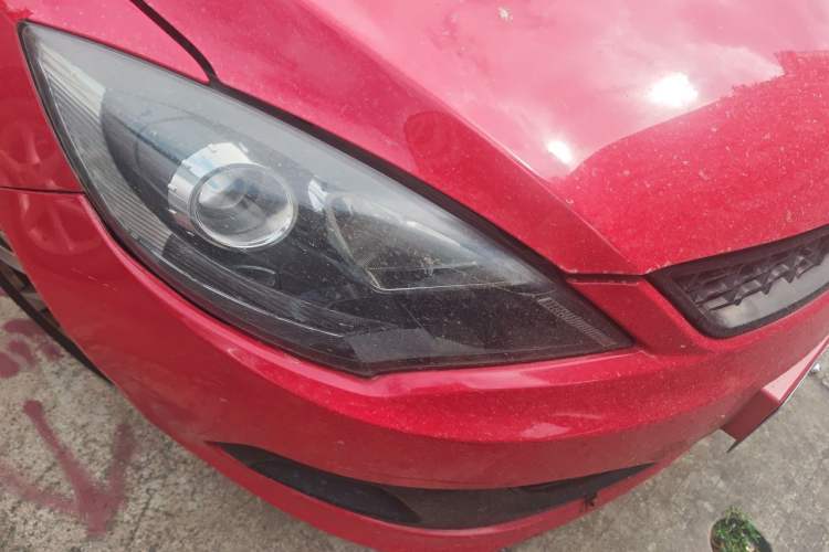 Used Chery Fengyun 2 2014 Hatchback 1.5L Manual New Youth Edition Right Front Headlight