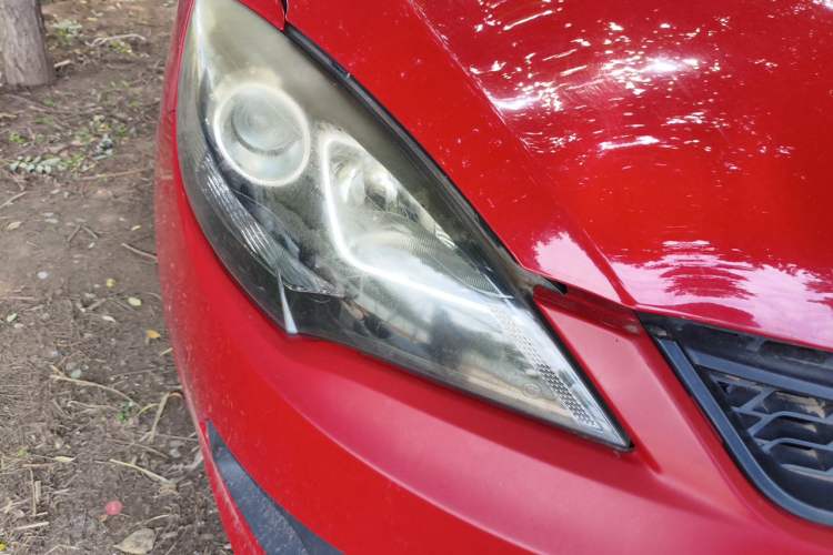 Used Chery Fengyun 2 2014 Hatchback 1.5L Manual New Youth Edition Right Front Headlight