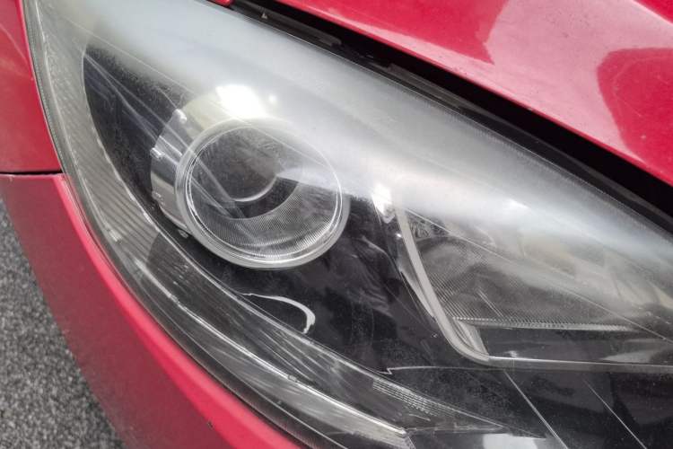 Used Chery Fengyun 2 2014 Hatchback 1.5L Manual New Youth Edition Right Front Headlight