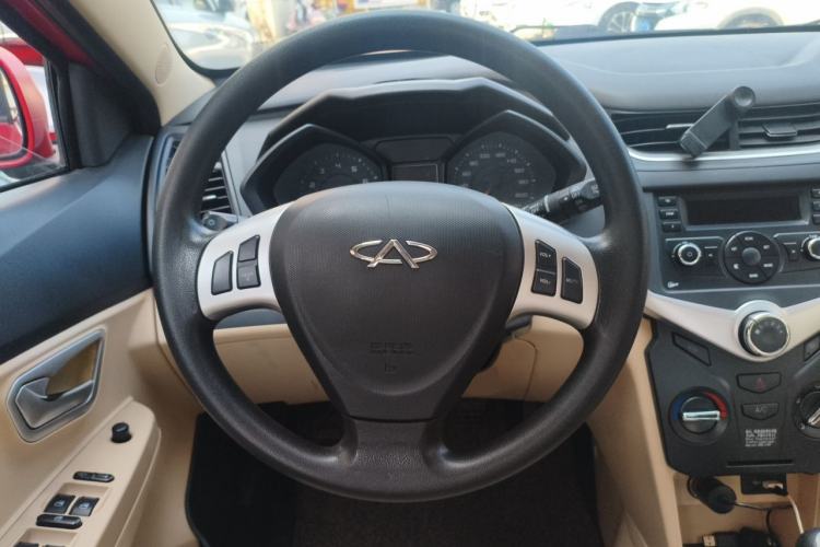 Used Chery Fengyun 2 2014 Hatchback 1.5L Manual New Youth Edition Steering Wheel