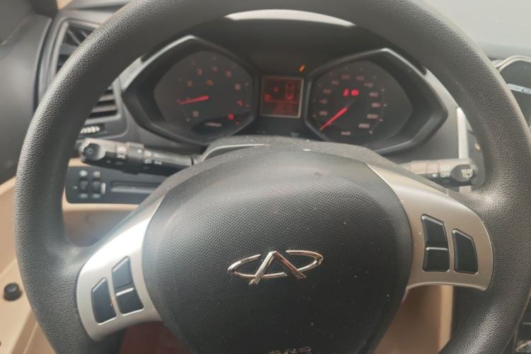 Used Chery Fengyun 2 2014 Hatchback 1.5L Manual New Youth Edition Steering Wheel