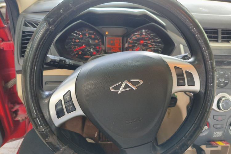 Used Chery Fengyun 2 2014 Hatchback 1.5L Manual New Youth Edition Steering Wheel