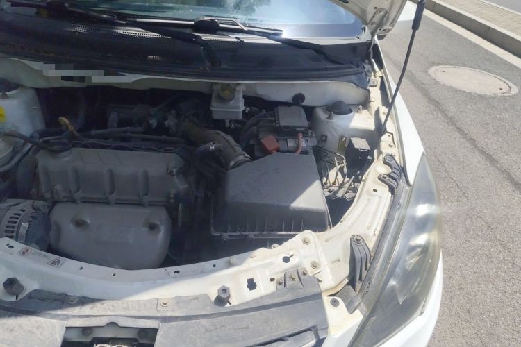 Used Chery Fengyun 2 2014 Hatchback 1.5L Manual New Youth Edition Engine Bay Left