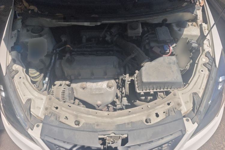 Used Chery Fengyun 2 2014 Hatchback 1.5L Manual New Youth Edition Engine Bay