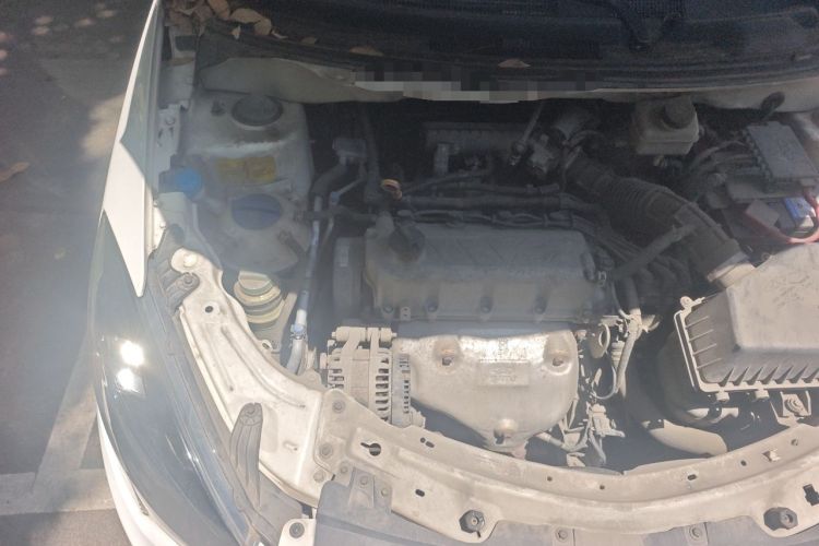 Used Chery Fengyun 2 2014 Hatchback 1.5L Manual New Youth Edition Engine Bay Right