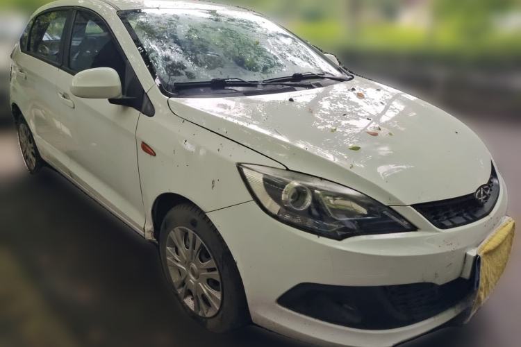Used Chery Fengyun 2 2014 Hatchback 1.5L Manual New Youth Edition Front Right 45 Deg