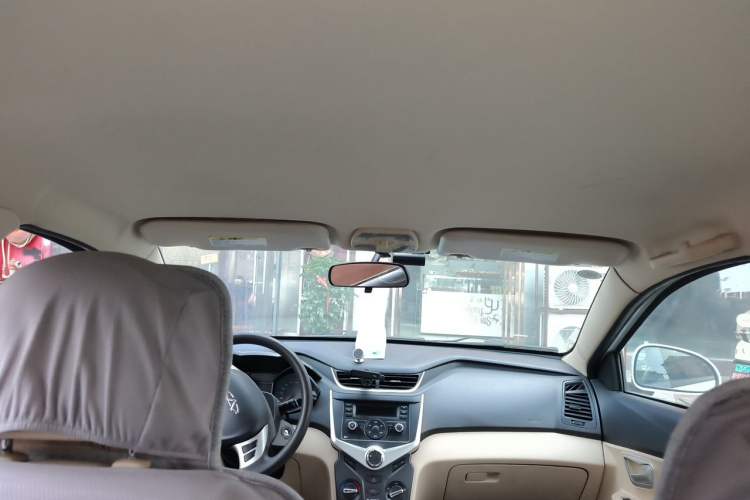 Used Chery Fengyun 2 2014 Hatchback 1.5L Manual New Youth Edition Headliner