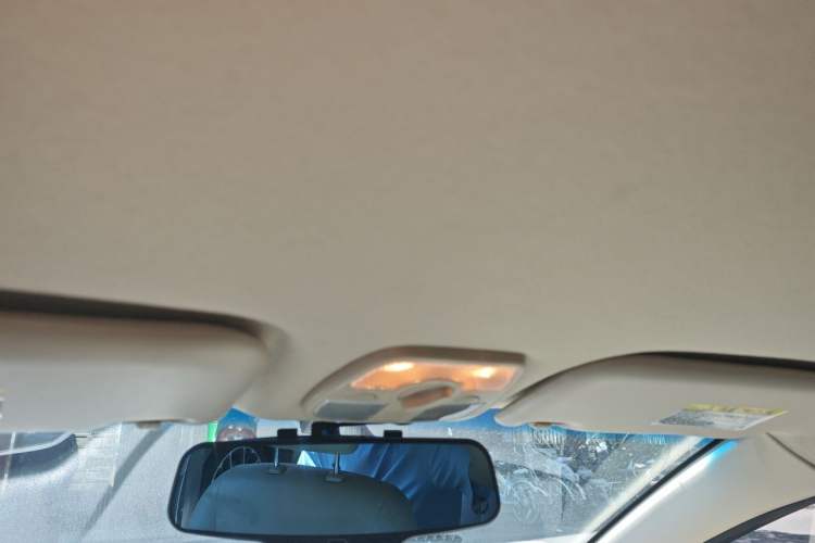 Used Chery Fengyun 2 2014 Hatchback 1.5L Manual New Youth Edition Headliner