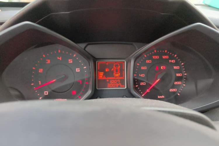 Used Chery Fengyun 2 2014 Hatchback 1.5L Manual New Youth Edition Instrument Cluster