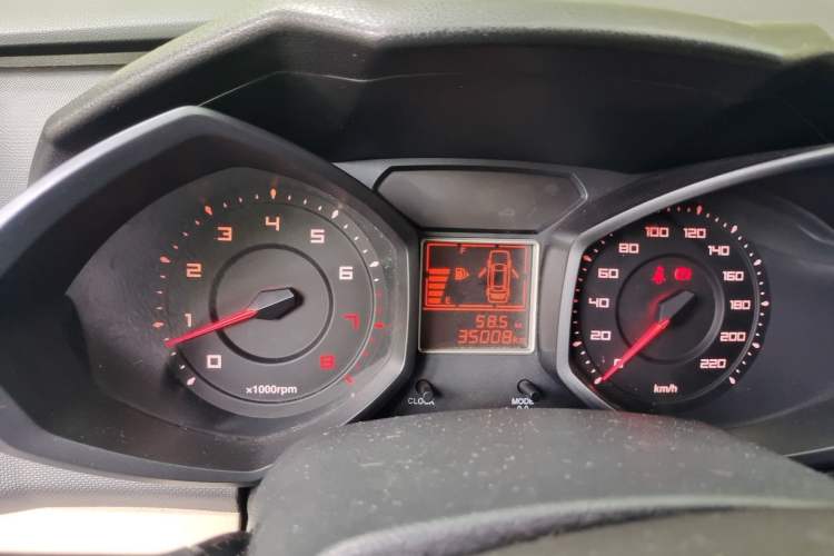 Used Chery Fengyun 2 2014 Hatchback 1.5L Manual New Youth Edition Instrument Cluster