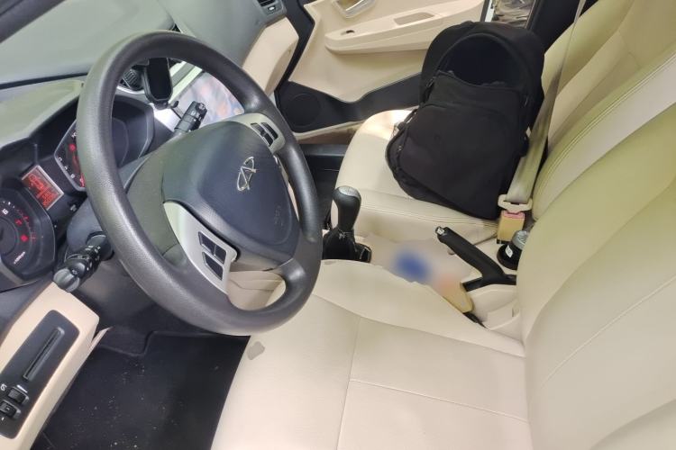 Used Chery Fengyun 2 2014 Hatchback 1.5L Manual New Youth Edition Left Front Seat