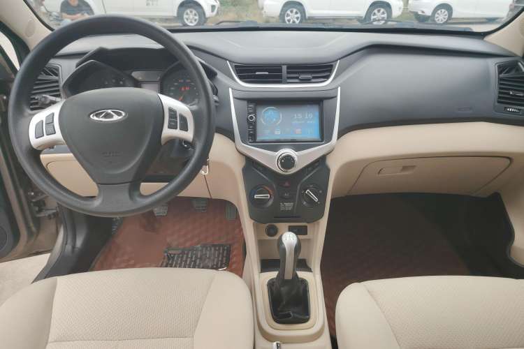 Used Chery Fengyun 2 2015 1.5L Manual New Edition Center Console