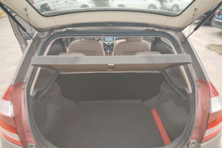 Used Chery Fengyun 2 2015 1.5L Manual New Edition Trunk