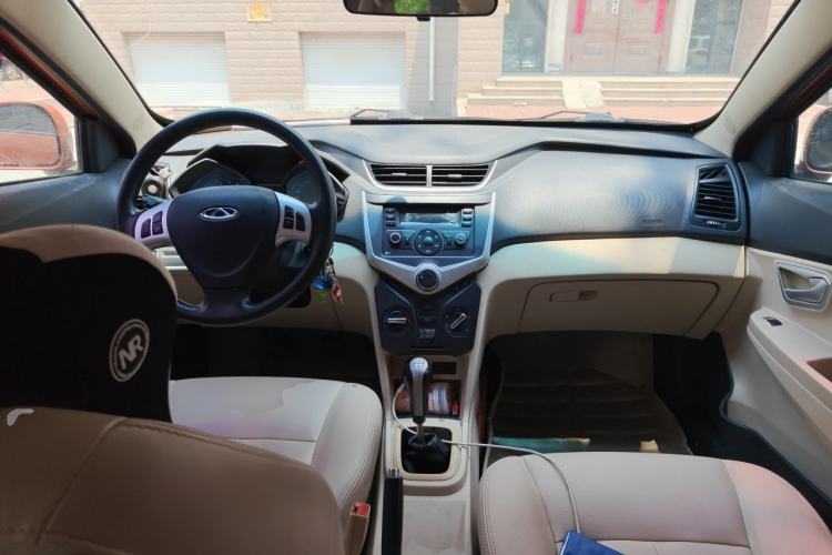 Used Chery Fengyun 2 2015 1.5L Manual New Edition Center Console