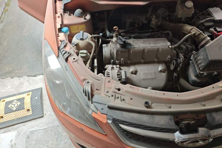 Used Chery Fengyun 2 2015 1.5L Manual New Edition Engine Bay Right