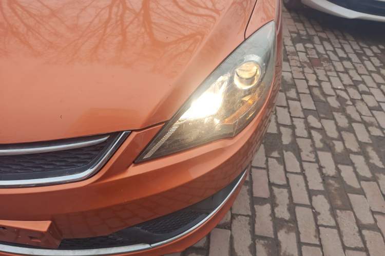 Used Chery Fengyun 2 2015 1.5L Manual New Edition Left Front Headlight