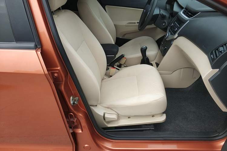 Used Chery Fengyun 2 2015 1.5L Manual New Edition Right Front Seat