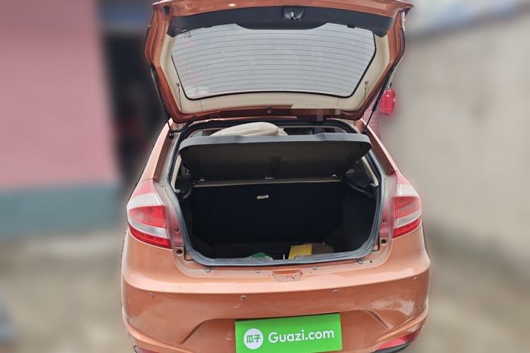 Used Chery Fengyun 2 2015 1.5L Manual New Edition Trunk