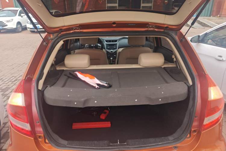 Used Chery Fengyun 2 2015 1.5L Manual New Edition Trunk