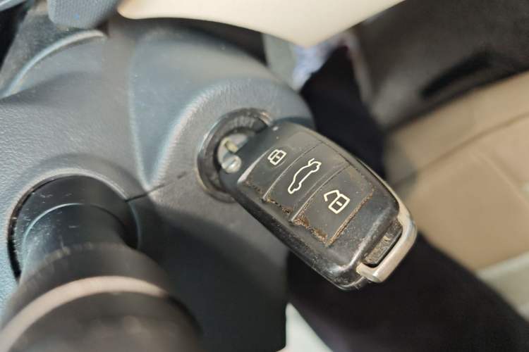 Used Chery Fengyun 2 2015 1.5L Manual New Edition Vehicle Key